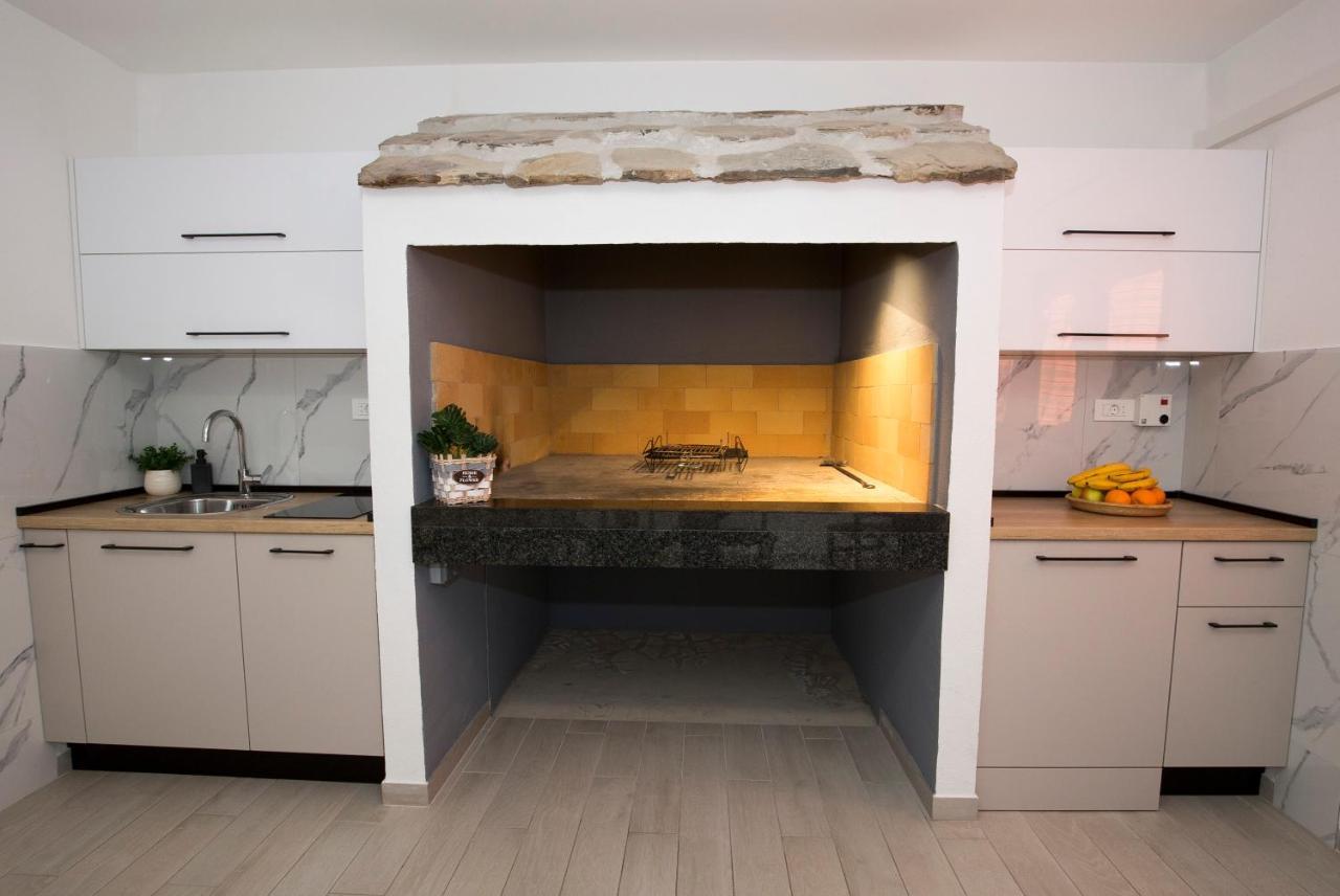 Apartment Maya Bellissima Tugare Εξωτερικό φωτογραφία