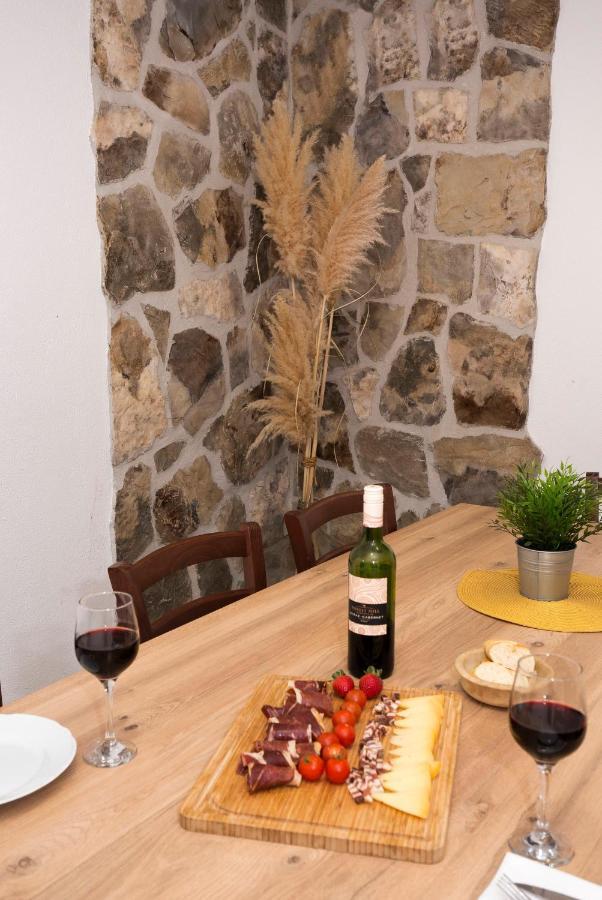 Apartment Maya Bellissima Tugare Εξωτερικό φωτογραφία