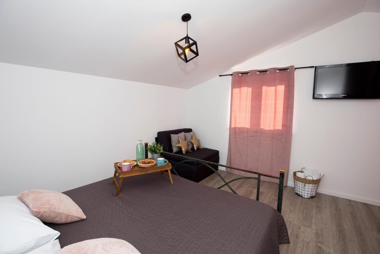 Apartment Maya Bellissima Tugare Εξωτερικό φωτογραφία
